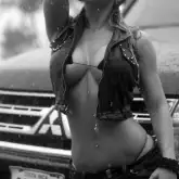 gallery/JennyPoussin_JeepJeansGirl_17.jpg